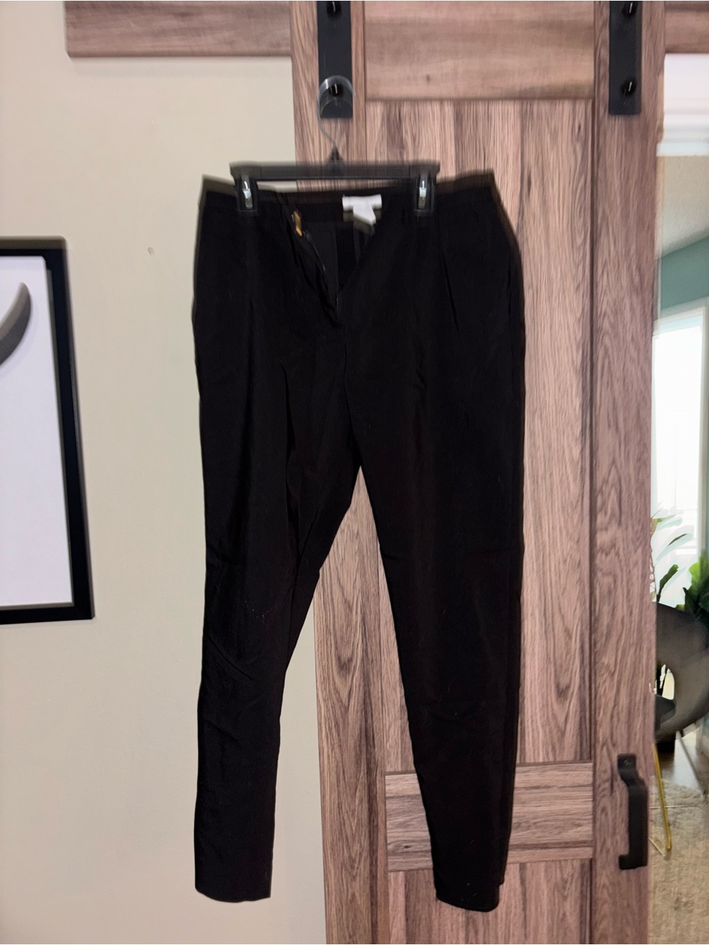 Black H&M Capri Slacks